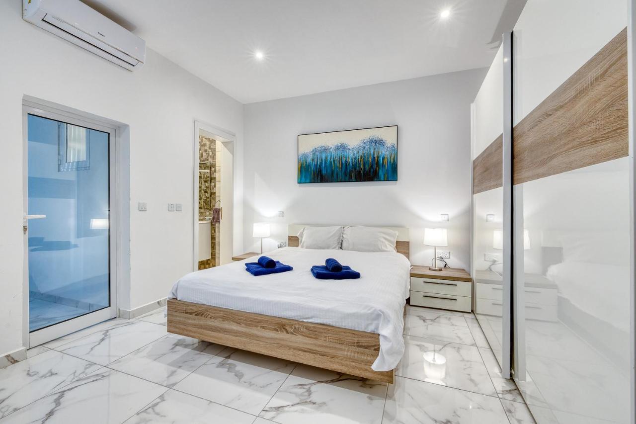Modern 1Br Apartment, Central Location Sliema Kültér fotó