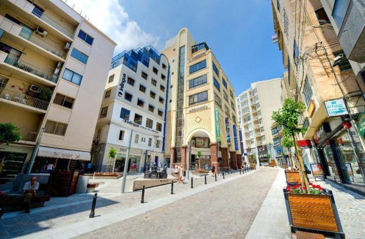 Modern 1Br Apartment, Central Location Sliema Kültér fotó
