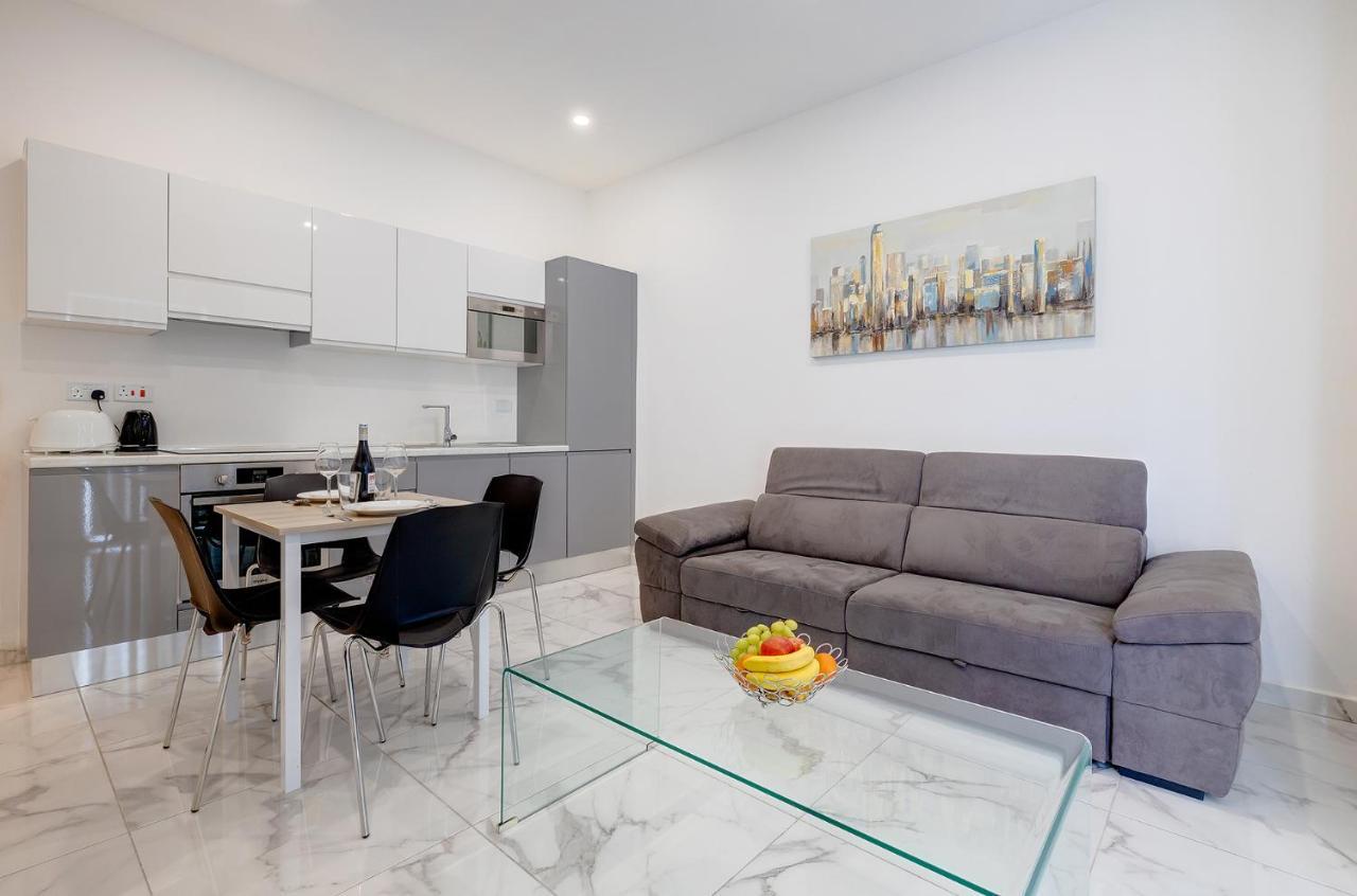 Modern 1Br Apartment, Central Location Sliema Kültér fotó