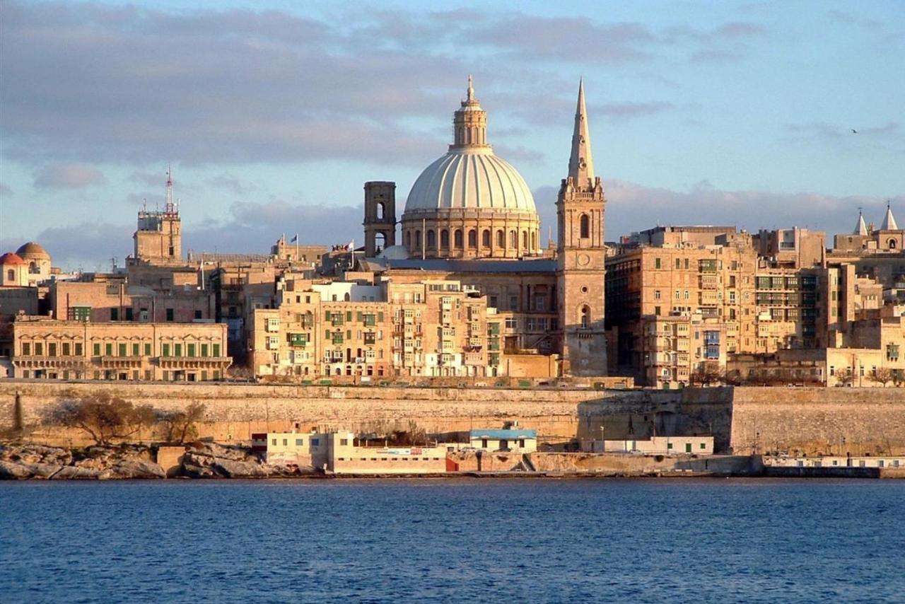Modern 1Br Apartment, Central Location Sliema Kültér fotó